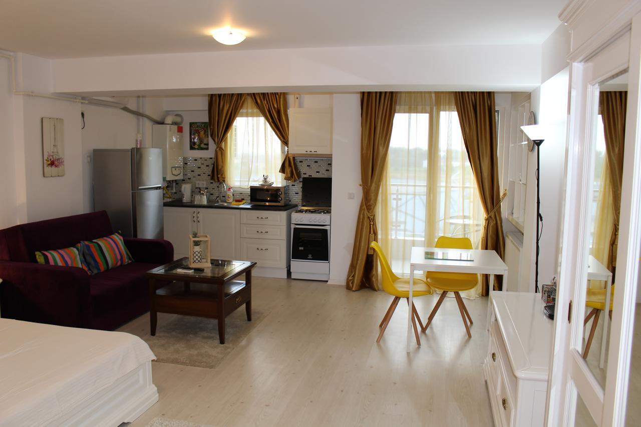Airport Residence 2 Отопени Екстериор снимка