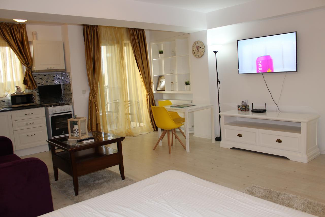 Airport Residence 2 Отопени Екстериор снимка