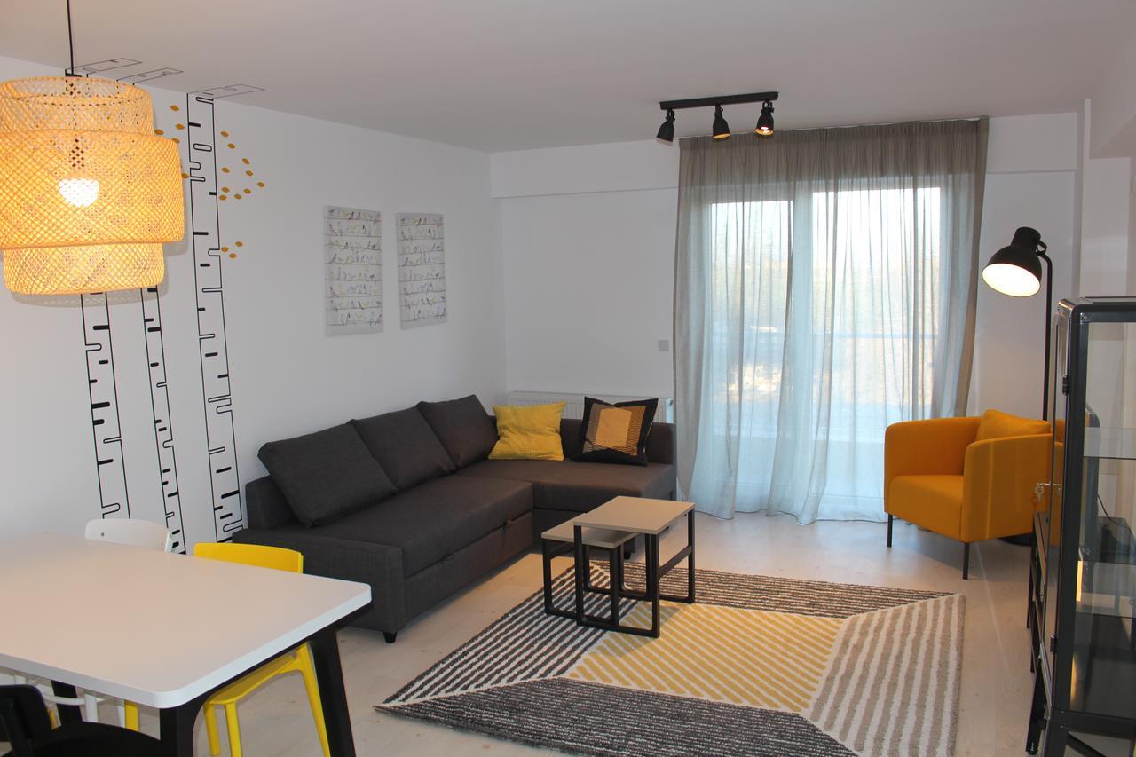 Airport Residence 2 Отопени Екстериор снимка
