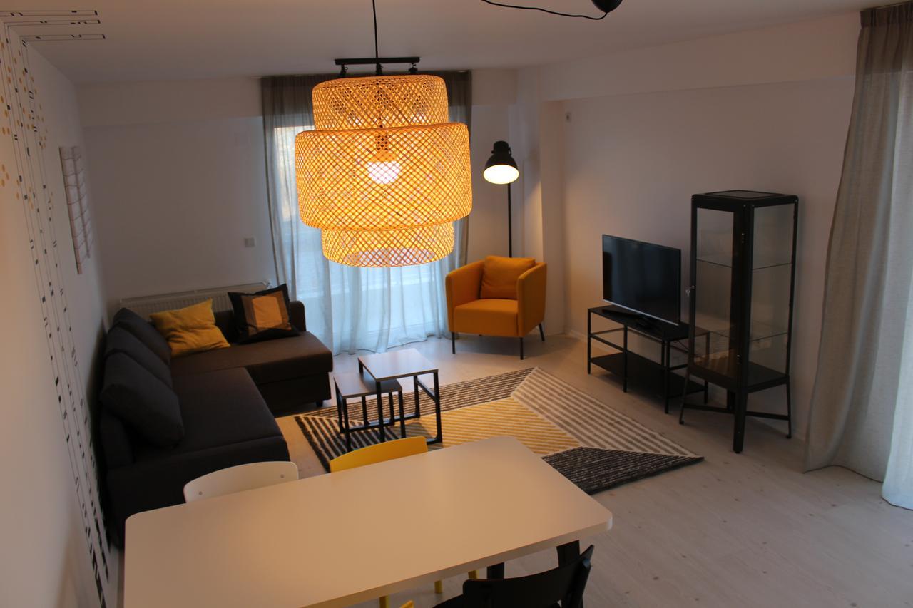 Airport Residence 2 Отопени Екстериор снимка