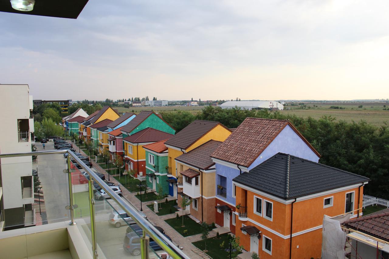 Airport Residence 2 Отопени Екстериор снимка